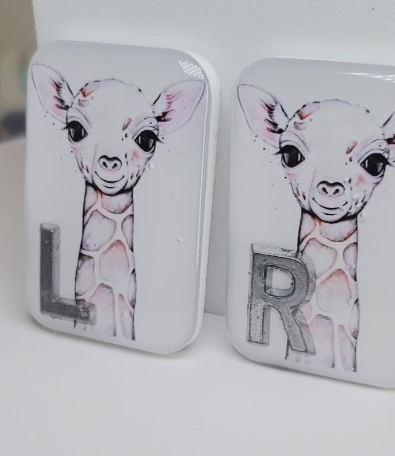 VIDEO OF Cute giraffe X-ray marker set featuring a single giraffe design